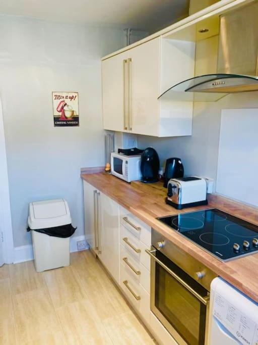 Rockferry 3 Bed Central Apartment + Parking Permit Dartmouth Buitenkant foto